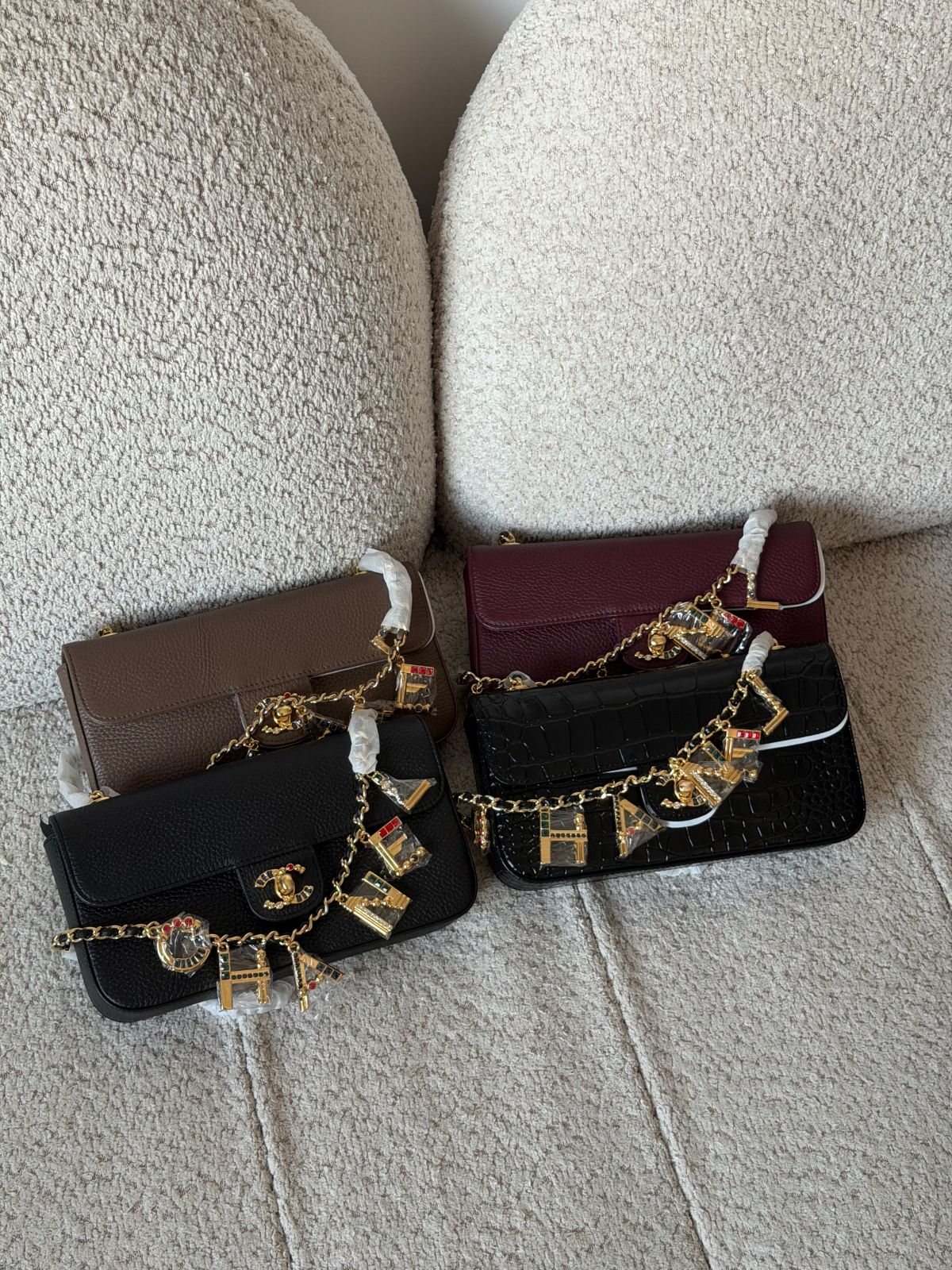 WOMEN  BAG  Chanel Métiers d'Art 2026/26A tter charm long flap bags in black grained calfskin, VIP Quality Super Master