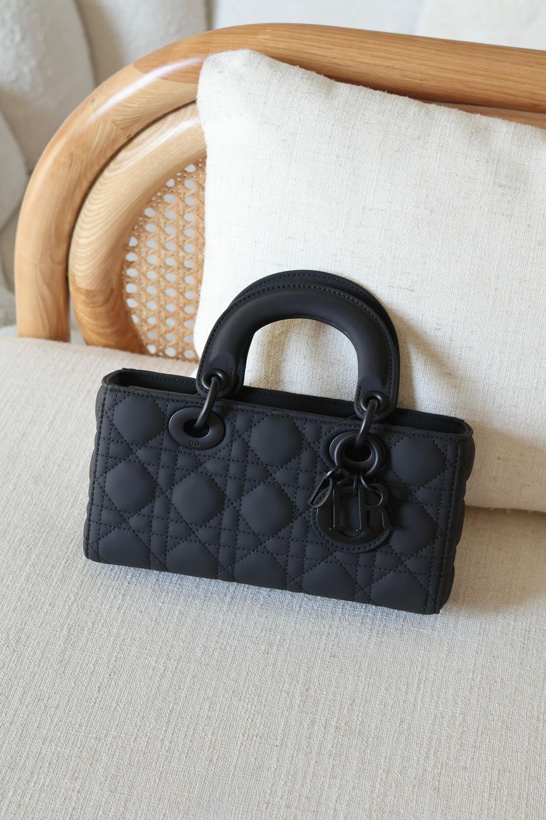 WOMEN  BAG  Dior Lady D-Joy Bag in Black Ultramatte Cannage Calfskin.VIP Quality Super Master