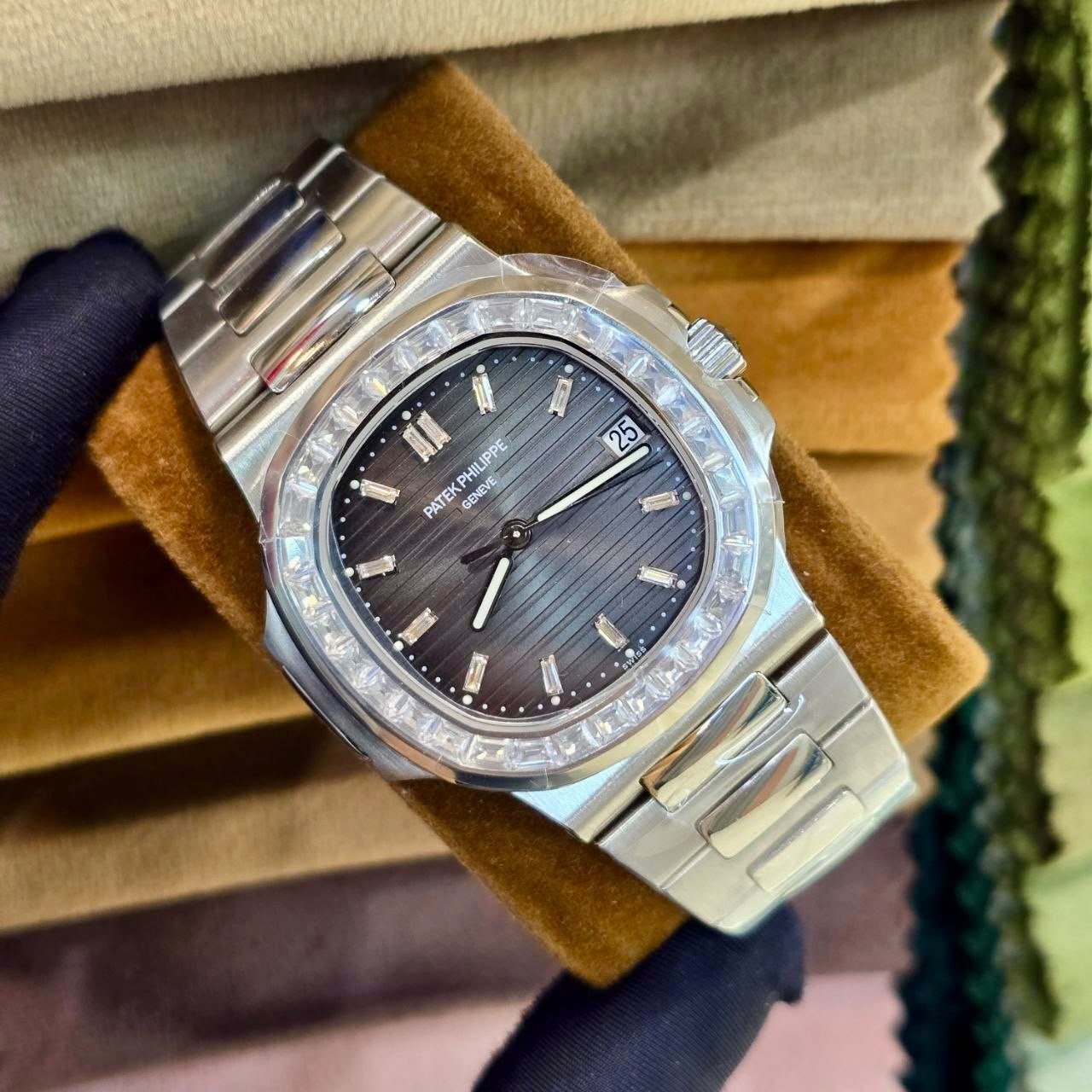 Patek Philippe Nautilus Reference 5711/110P-001