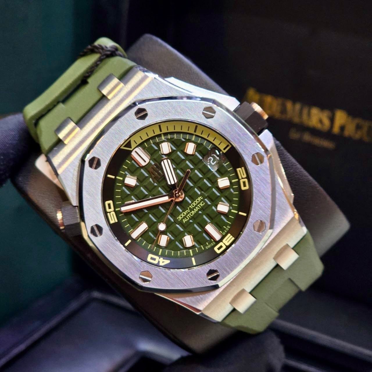 Audemars Piguet Royal Oak 42mm 15720ST.OO.A052CA.01 Offhsore Diver