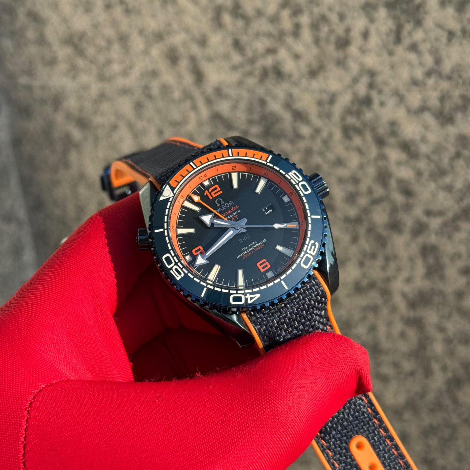 OMEGA Omega Seamaster Planet Ocean 600M