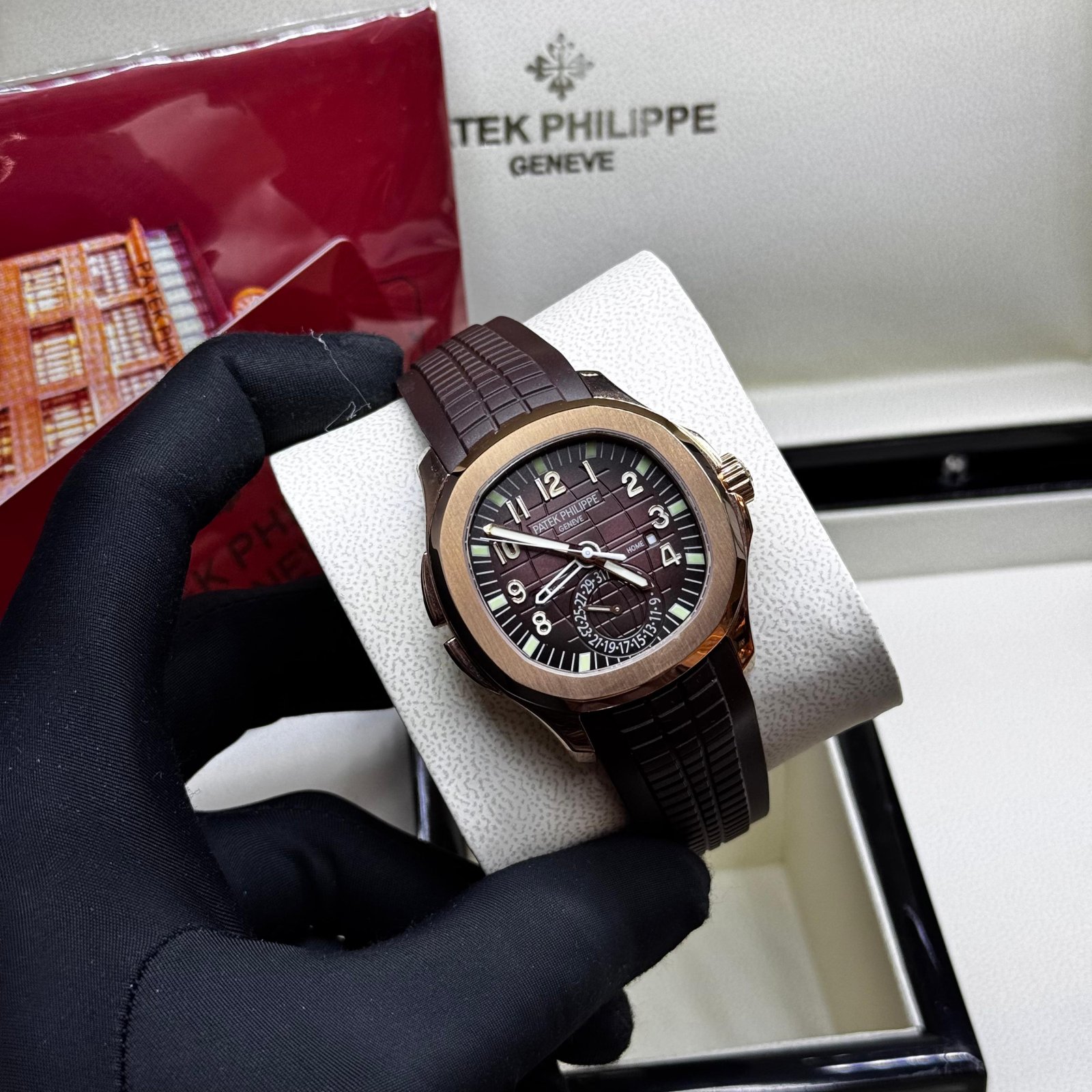 PATEK PHILIPPE Patek Philippe Aquanaut Travel Time 40mm 5164R-001 Rose Gold Dark Brown w